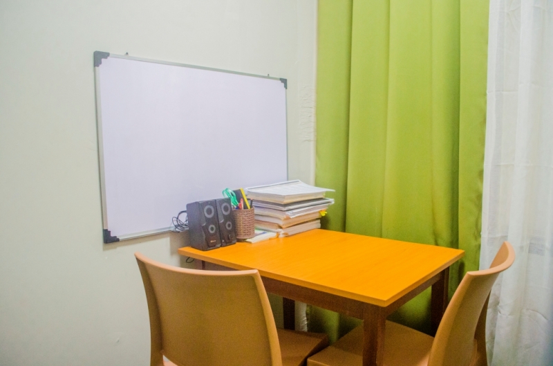 フィリピン留学 Cebu21 - Genius English-Classroom-9